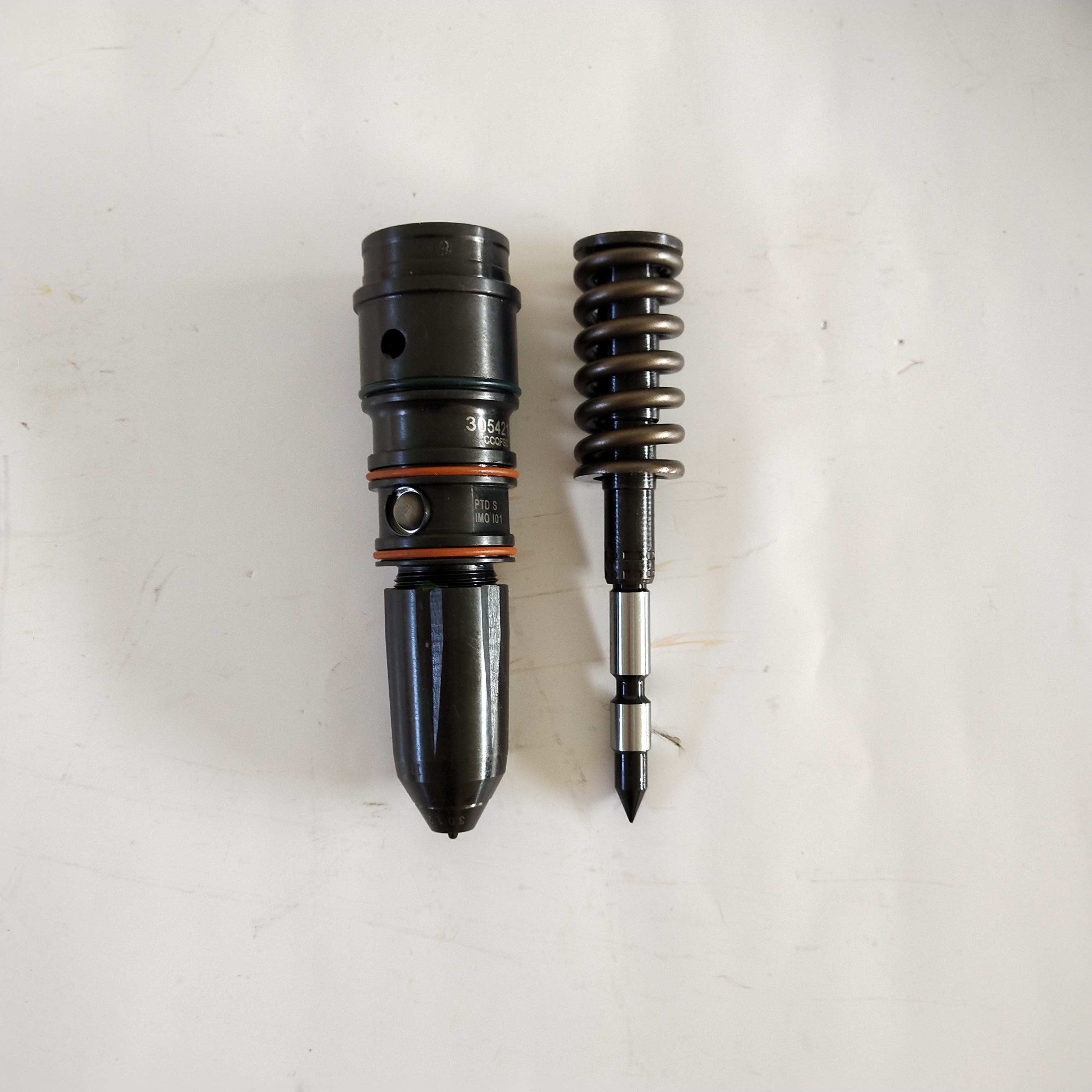 NT855泵噴油器噴嘴總成