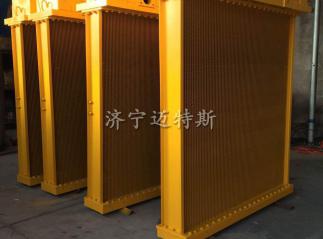 山推SD32原廠水箱山推推土機(jī)水箱撒熱器