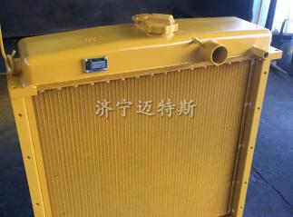 山推SD16原廠水箱散熱器